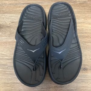 Hoka One men’s Ora Recovery Flip